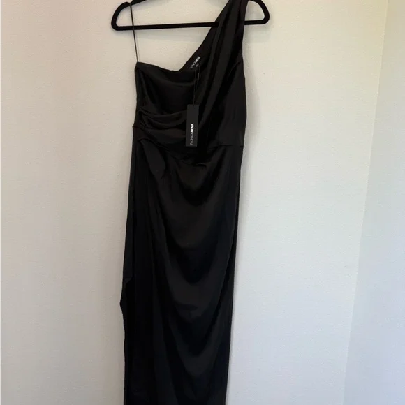 Fashion Nova | Dresses | Fashion Nova Black Asymmetrical Ruched Cocktail  Gown | Poshmark